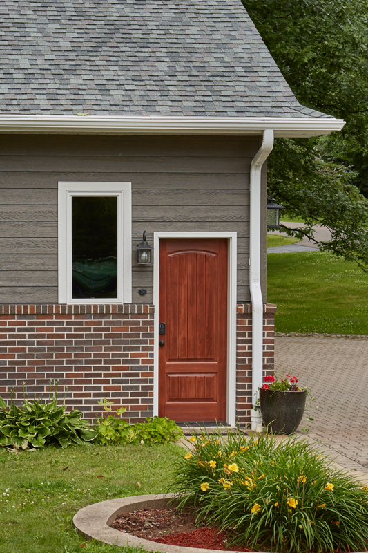 Choosing the Best Exterior Doors for Your New Home