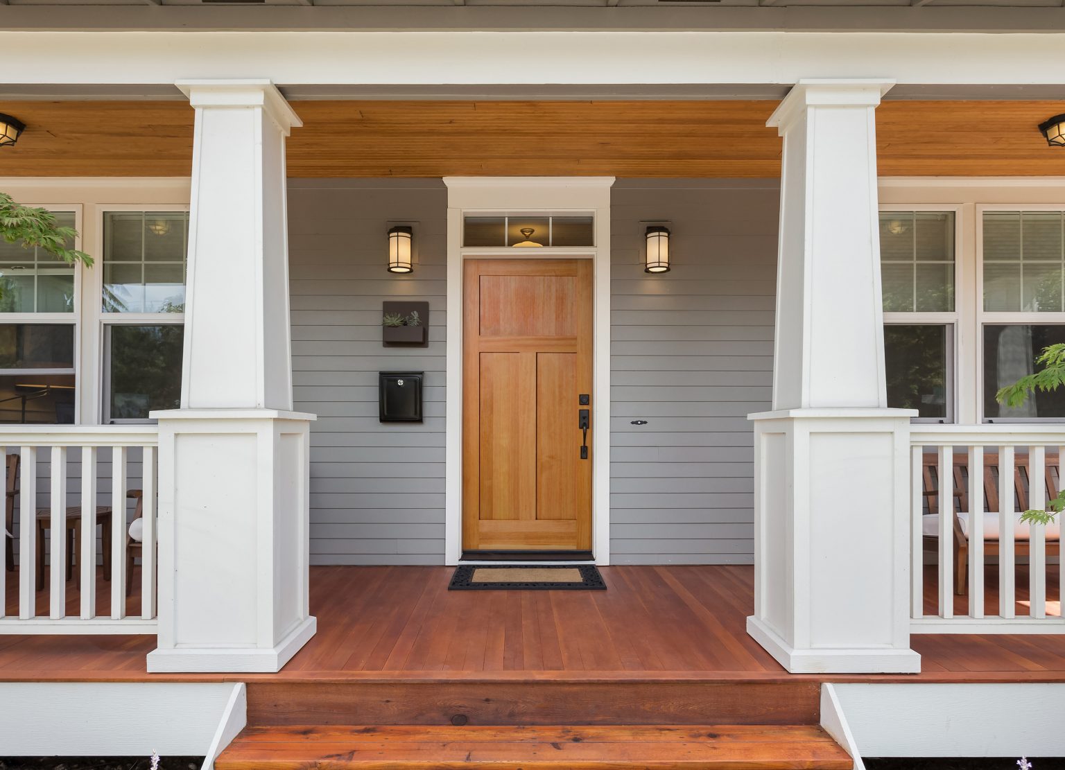 Classic Craftsman Entry Waudena